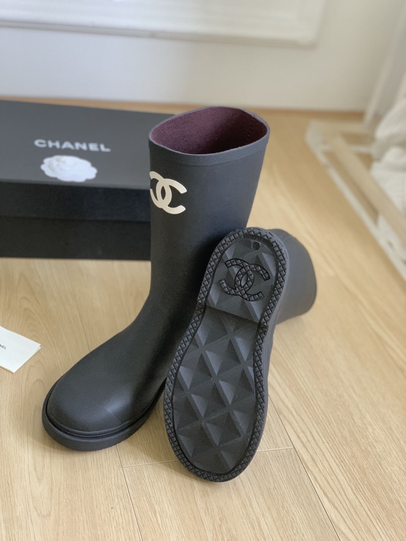 Ch**el boots